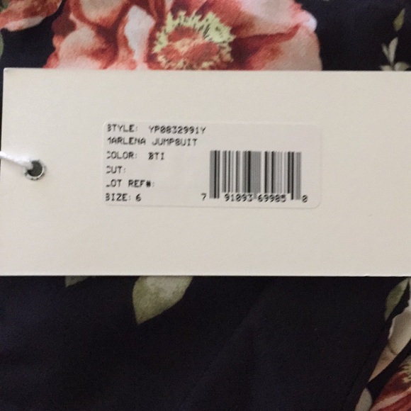 NEW LIKELY BLACK FLORAL PRINT RUFFLE JUMPSUIT - Picture 9 of 16